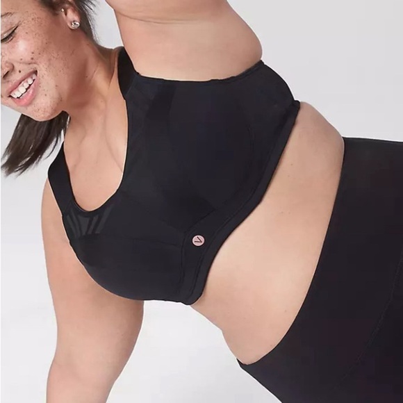 Livi Active Max Support Sports Bra 46 DD - Picture 2 of 7